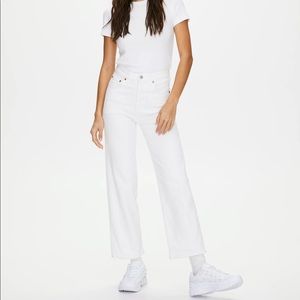 Ribcage Straight Ankle in White